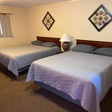 The Willows Motel Wilbur Dış mekan fotoğraf