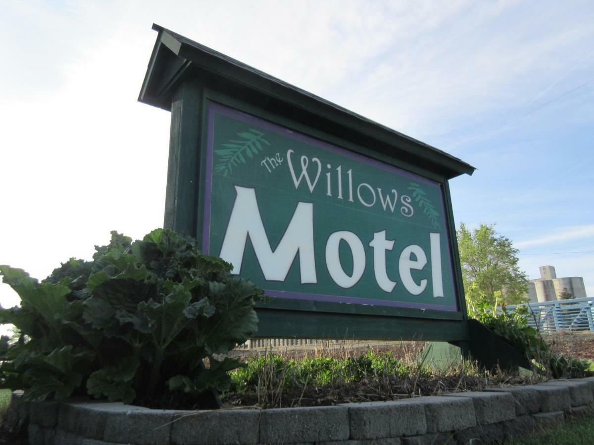 The Willows Motel Wilbur Dış mekan fotoğraf